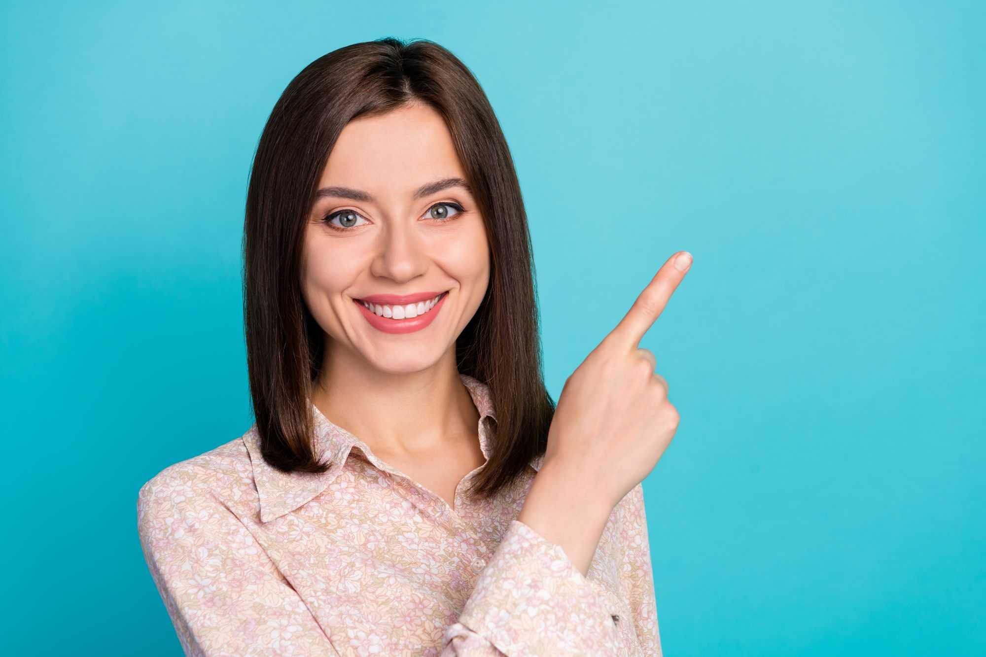 Pointing Shutterstock 2213447147